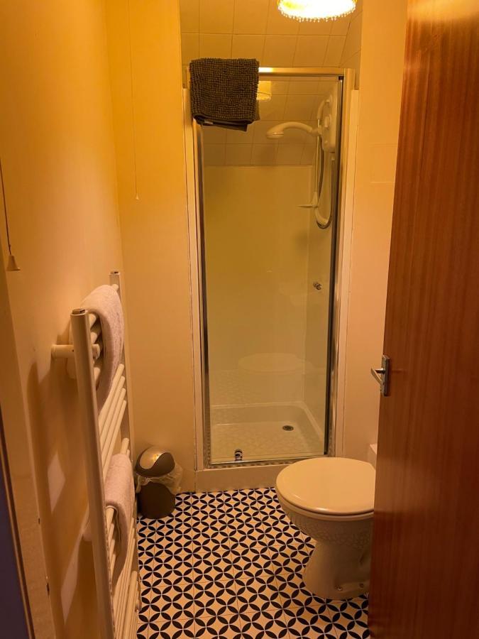 2 Bedroom Flat In Stornoway Town Centre ภายนอก รูปภาพ