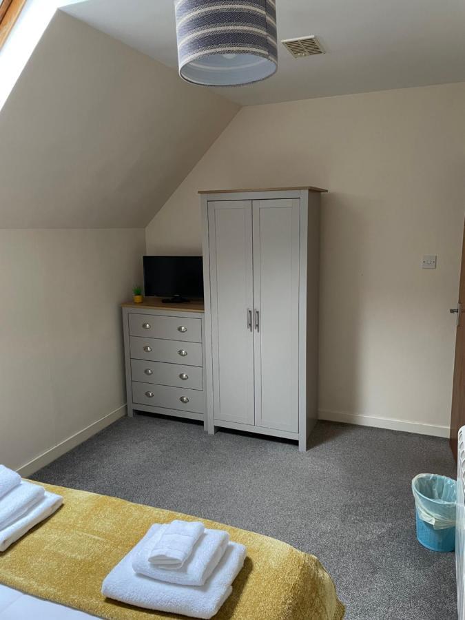 2 Bedroom Flat In Stornoway Town Centre ภายนอก รูปภาพ